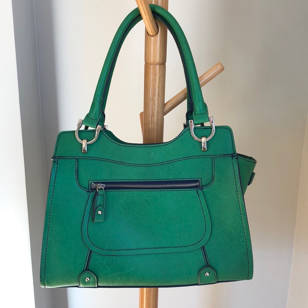 Kelly Green, Leather, London Fog Bag